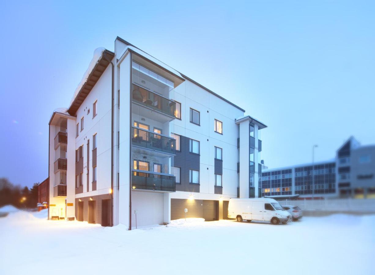 רובניימי First Aparthotel Dasher מראה חיצוני תמונה
